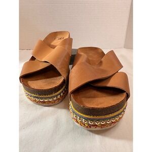 Gianni Bini Womens Tan Leather Crisscross StuddedCork PlatformSlide Sandals 5.5M